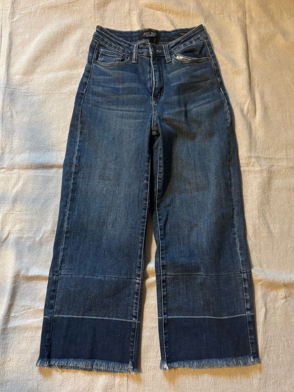 Judy Blue Released Raw Hem Wide Leg Crop Jeans JB88490 3/26